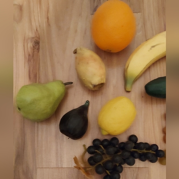 Faux Realistic Prop Food Vegetables Fruit Display Decor Large Rustic Life Like - Picture 2 of 6